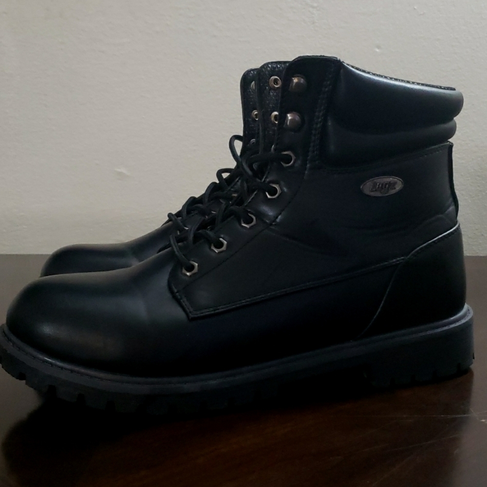 Lugz - Picture 2 of 4